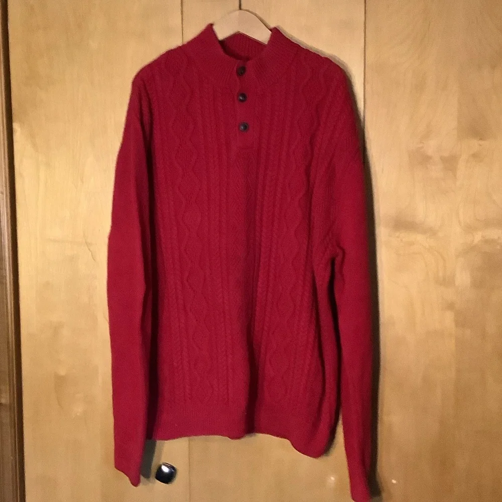 Chaps red button collar sweater, size XXL